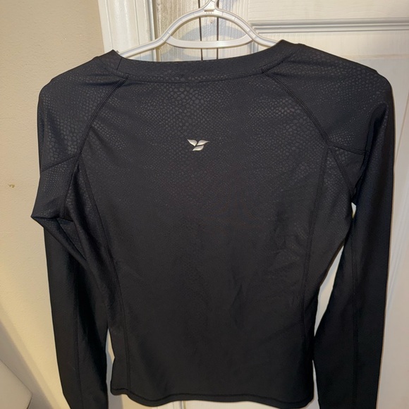 Work out Long Sleeve - Picture 2 of 2